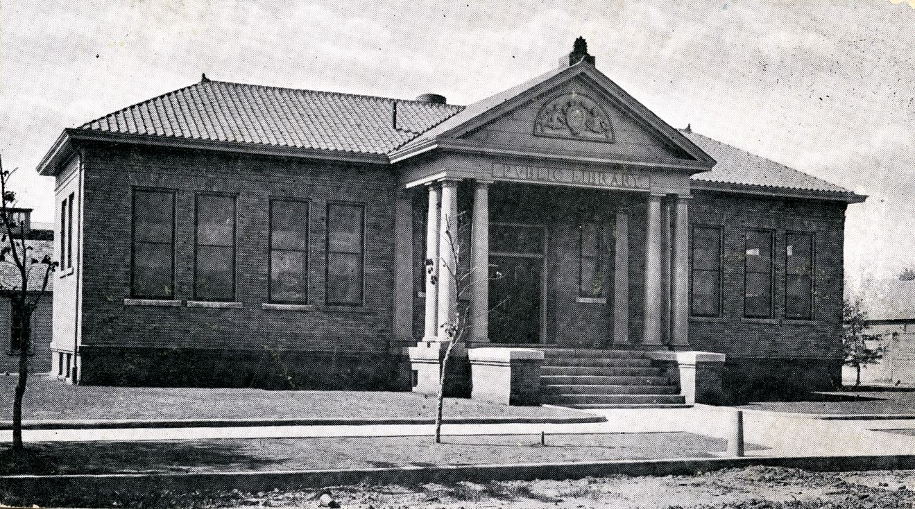 Carnegie Kearney Public Library